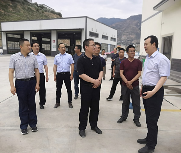 隴南市委常委、組織部部長(zhǎng)楊郃調(diào)研指導(dǎo)市龍江城鄉(xiāng)發(fā)展集團(tuán)公司黨建工作