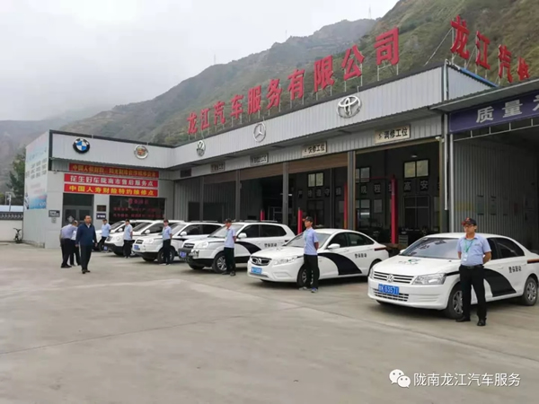 金錘鈑金，銀槍噴漆！龍江汽修值得信賴！