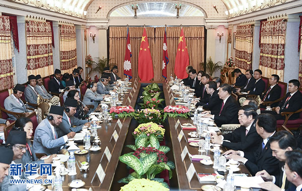 習(xí)近平會(huì)見(jiàn)尼泊爾總統(tǒng)班達(dá)里 兩國(guó)元首共同宣布建立中尼 面向發(fā)展與繁榮的世代友好的戰(zhàn)略合作伙伴關(guān)系