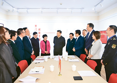 習近平：堅持、完善和發(fā)展中國特色社會主義國家制度 與法律制度